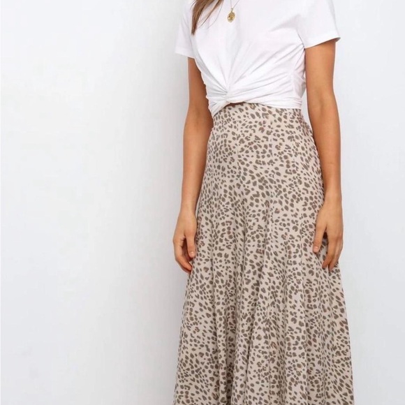 Petal & Pup Pants - Women’s Beige Leopard Print Pants